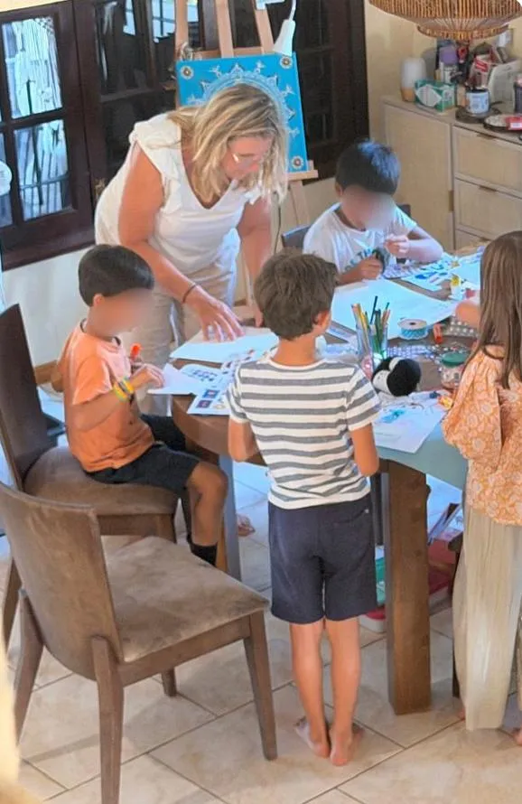 Atelier du Club bien-être avec Nathalie, photo 3 (visages des enfants floutés)